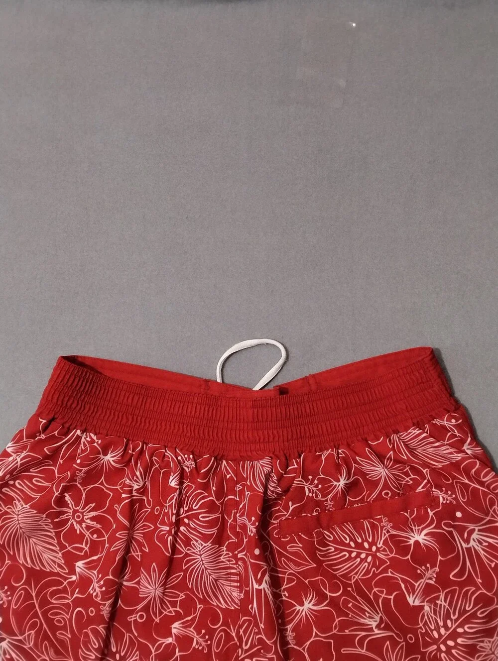 G-lll Sports Georgia Bulldogs Mesh Lined Beach Swim Board Shorts Mend Medium